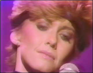 Olivia Newton-John The Tomorrow Show, Coast to Coast 1981 performs The Promise Olivia Newton-John The Tomorrow Show, Coast to Coast 1981 performs The Promise