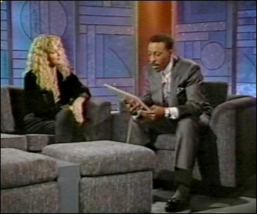 Olivia Newton-John, Arsenio Hall