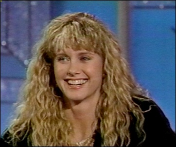 Olivia Newton-John, Arsenio Hall